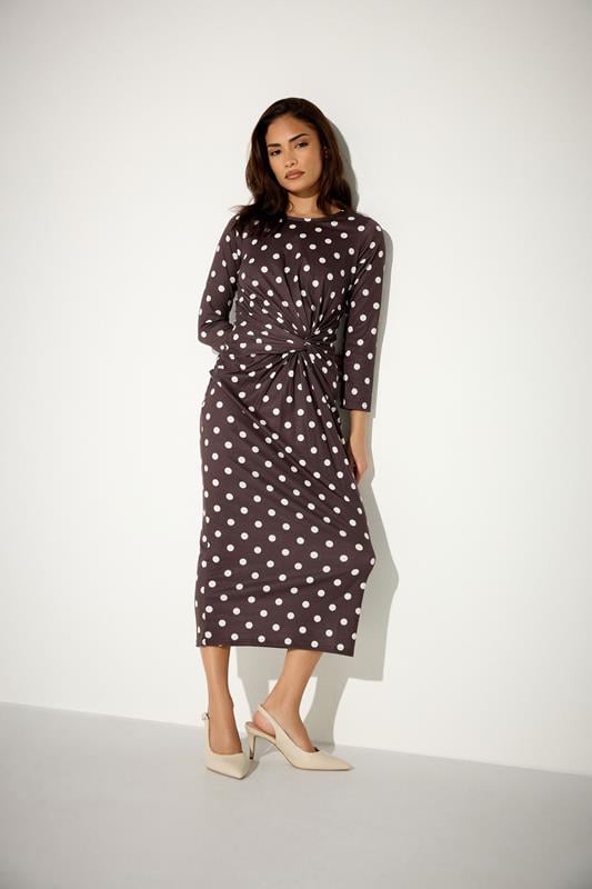  PixieGirl Petite – Midikleid in Schokoladenbraun mit Punkten und Twist-Detail vorn