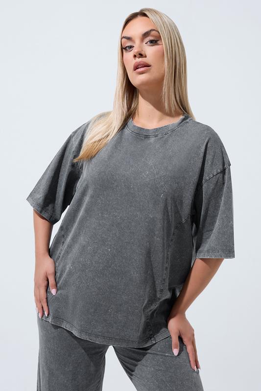  LIMITED COLLECTION top gris lavado ácido con detalle de costuras