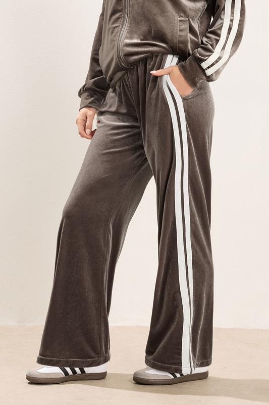  PixieGirl Petite Women's Brown Side Stripe Velvet Wide Leg Trousers | PixieGirl 2