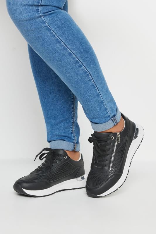  Grande Taille Black & Silver Zip Detail Trainers In Wide E Fit