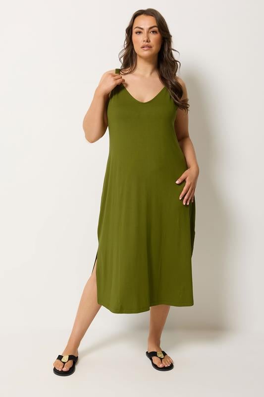 YOURS Plus Size Green Throw On Midi Dress | Yours Clothing 1