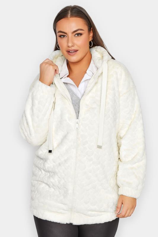 YOURS LUXURY Plus Size Ivory White Heart Faux Fur Jacket  | Yours Clothing 3