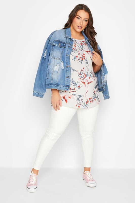 YOURS Plus Size White Floral Print Tab Sleeve Blouse | Yours Clothing 2