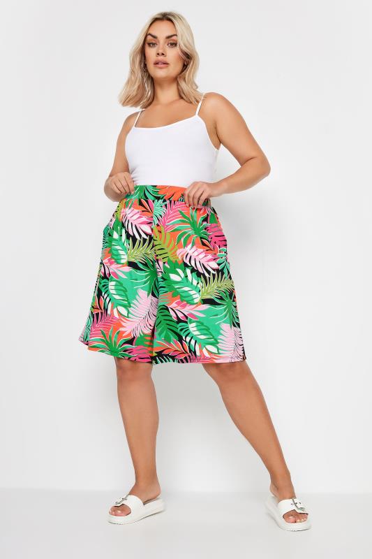 YOURS Plus Size Green Leaf Print Pull On Shorts | Yours Clothing 3