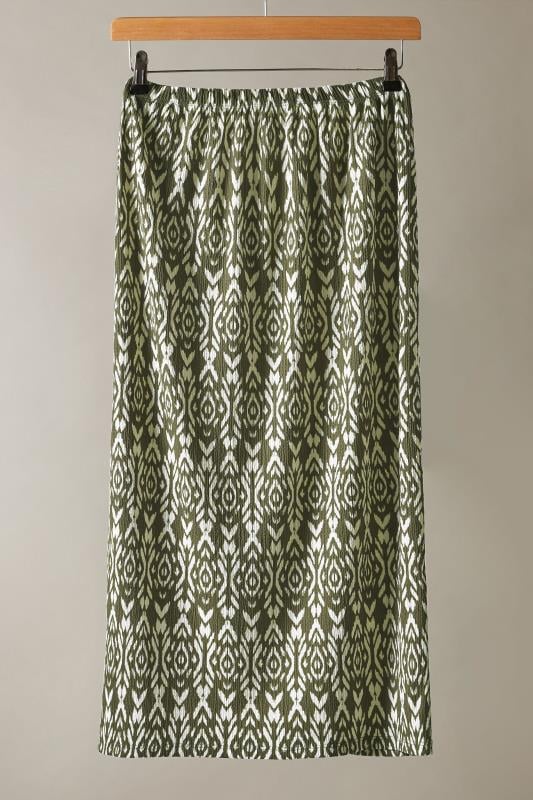 EVANS Plus Size Olive Green Ikat Print Crinkle Midi Skirt | Evans 9