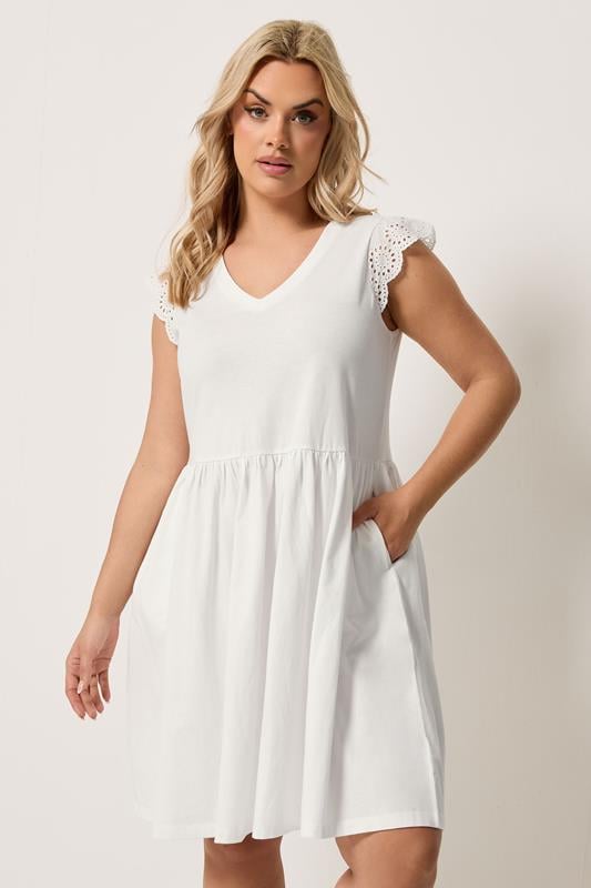  YOURS witte jurk met broderie anglaise en peplum