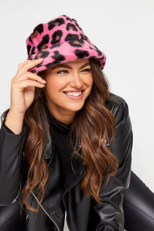 Pink Leopard Print Faux Fur Bucket Hat_M.jpg