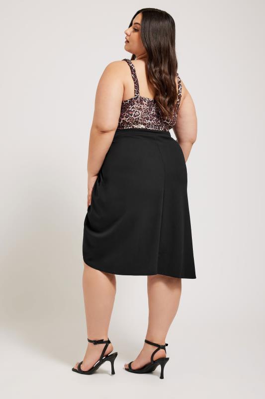 YOURS LONDON Plus Size Black Gathered Button Detail Skirt | Yours Clothing 3