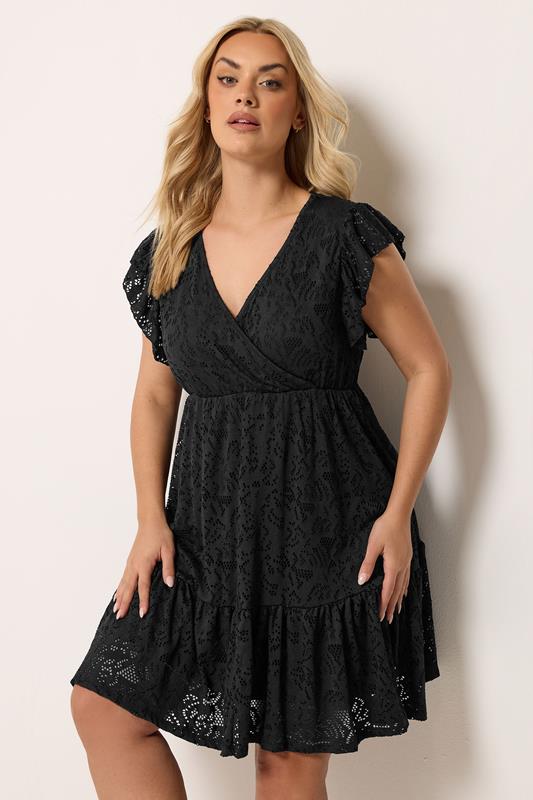  YOURS – Pointelle-Wickelkleid in Schwarz