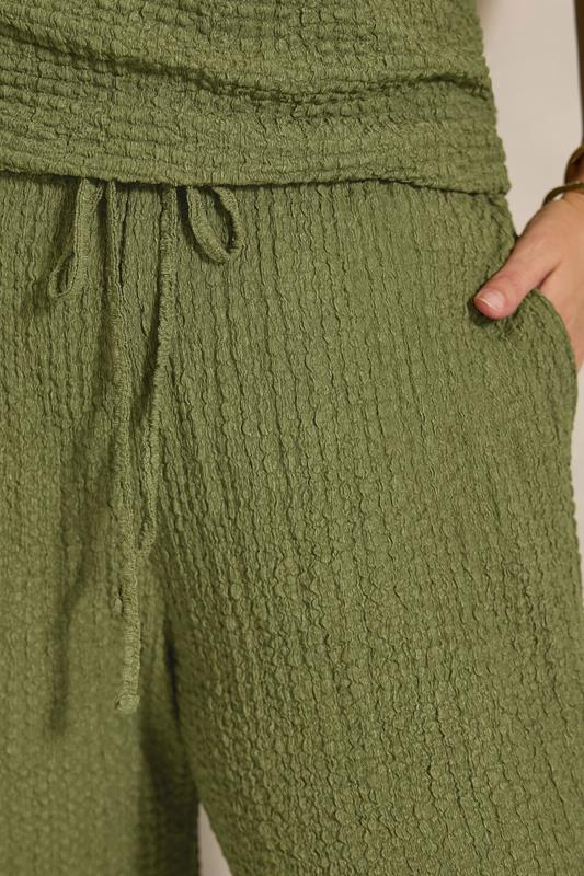 EVANS Plus Size Khaki Green Crinkle Wide Leg Trousers | Evans 5