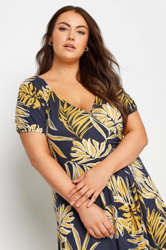 YOURS Plus Size Blue Leaf Print Tiered Maxi Dress | Yours Clothing 4