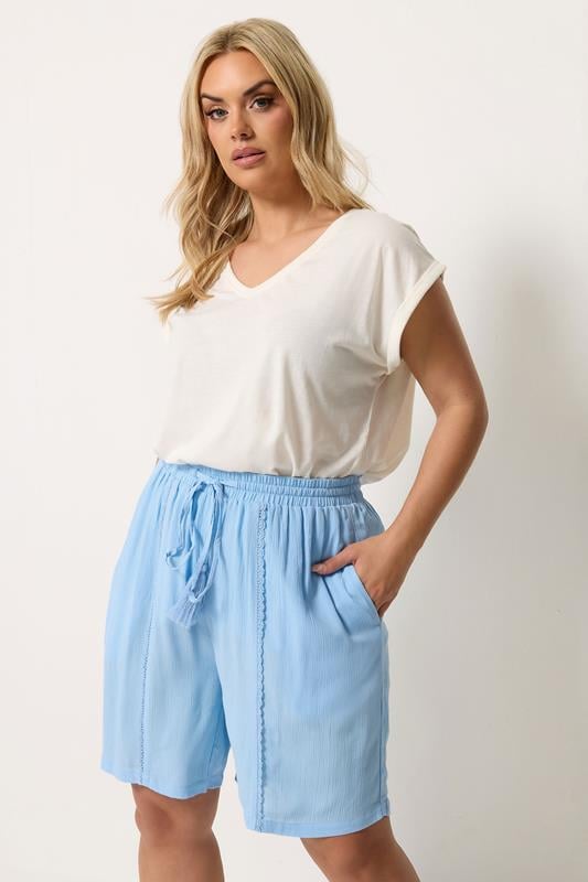  YOURS – Shorts in Blau mit Muschelsaum