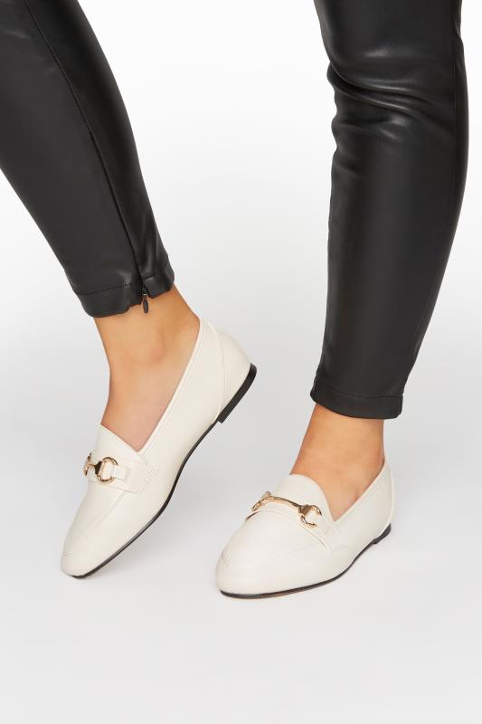 White Metal Trim Loafer In Extra Wide Fit_M.jpg