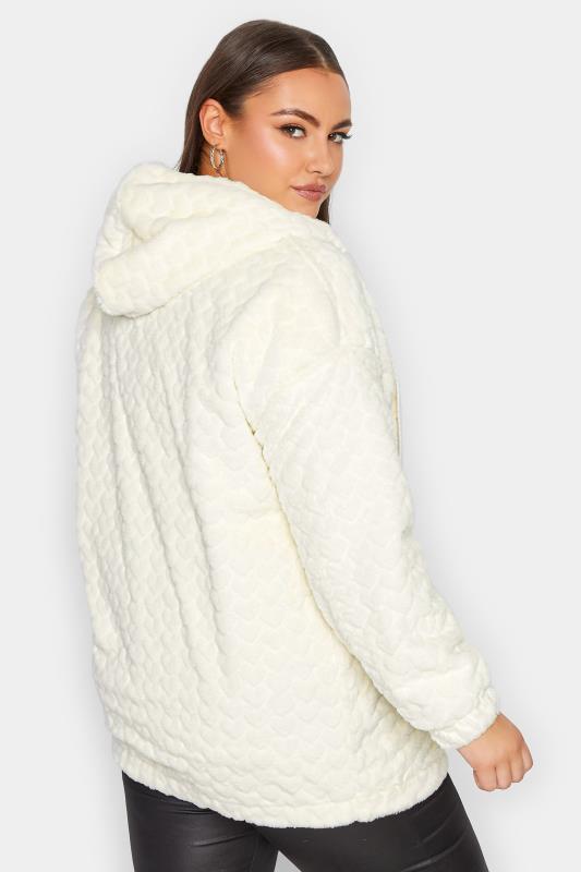YOURS LUXURY Plus Size Ivory White Heart Faux Fur Jacket  | Yours Clothing 4