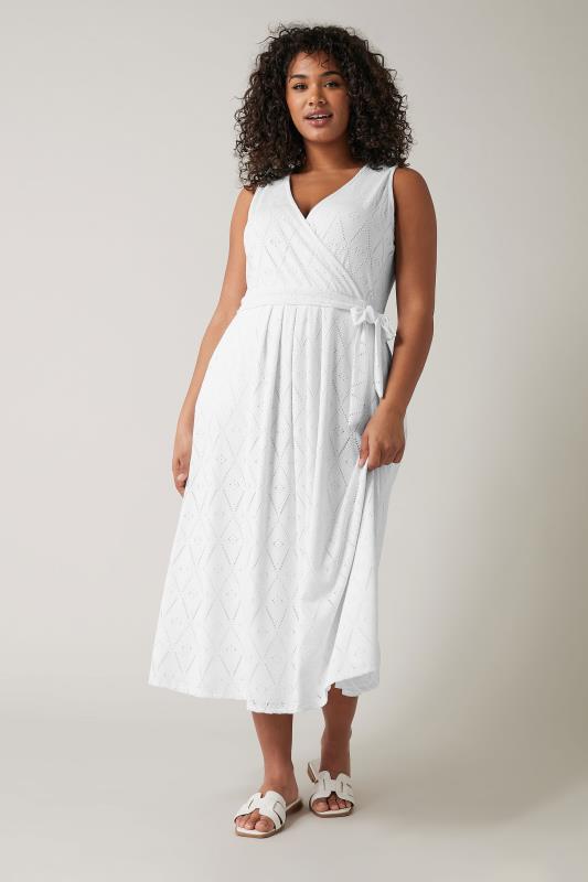  Tallas Grandes EVANS Curve White Broderie Anglaise Wrap Dress