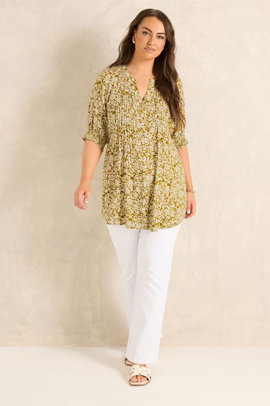 EVANS Plus Size Green Floral Pintuck Blouse | Evans 1