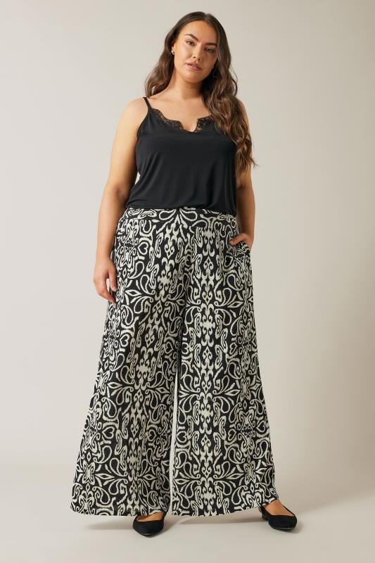 EVANS Plus Size Black & White Abstract Print Wide Leg Trousers | Evans 3