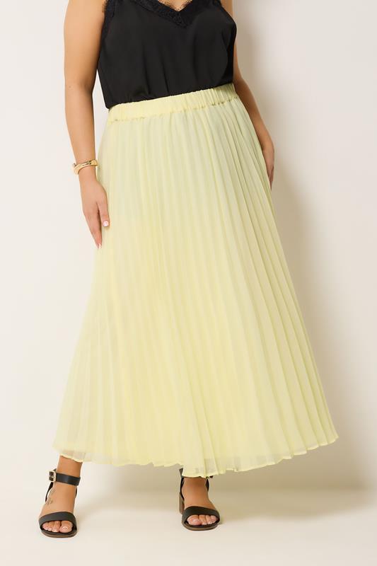 YOURS Plus Size Yellow Pleated Skirt | Yours Clothing 1