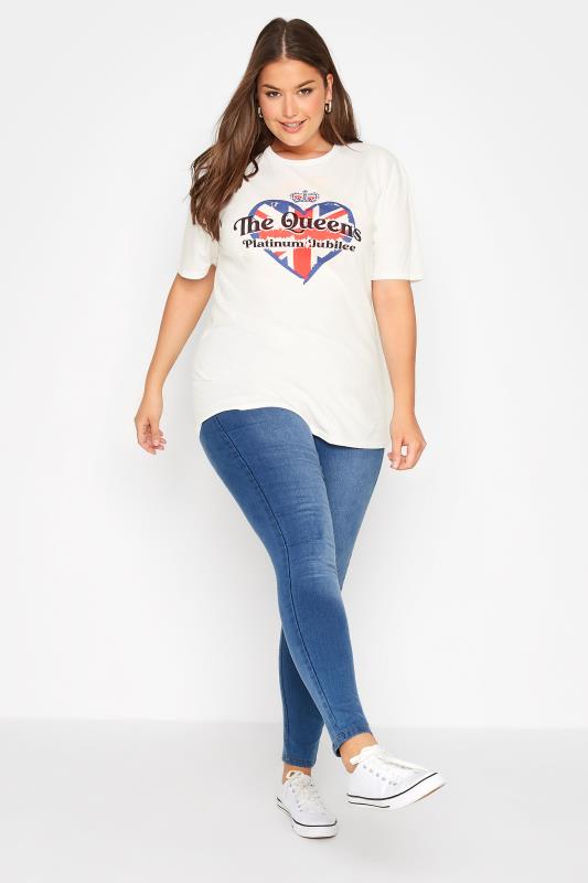 Curve White 'The Queen's Platinum Jubilee' Heart T-Shirt 2