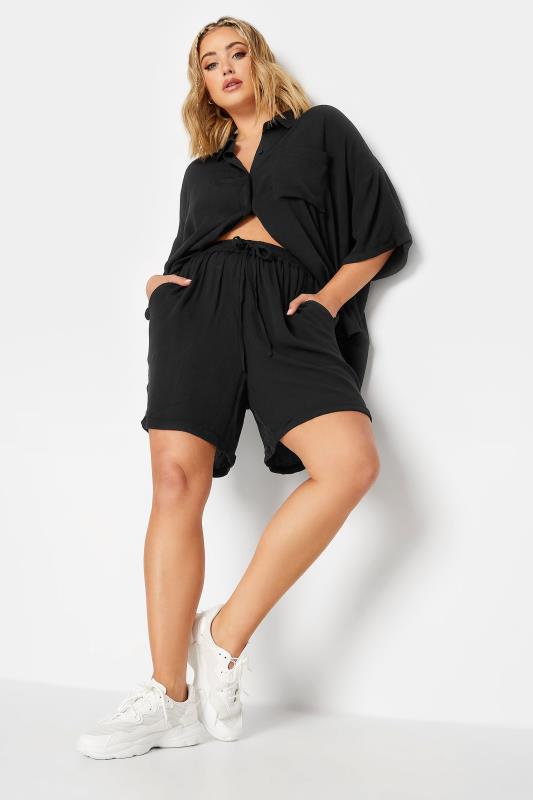 LIMITED COLLECTION Plus Size Curve Black Crinkle Shorts | Yours Clothing  2