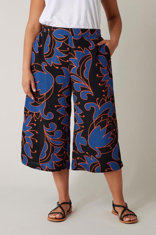 EVANS Plus Size Black Abstract Print Crepe Wide Leg Trousers | Evans  1