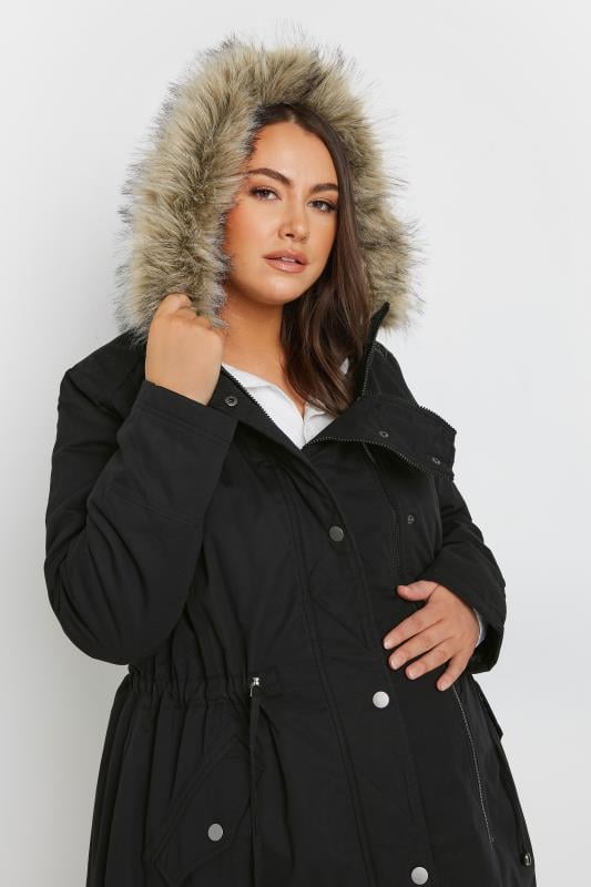 BUMP IT UP MATERNITY Khaki Green Fur Trim Parka | Yours Clothing 4