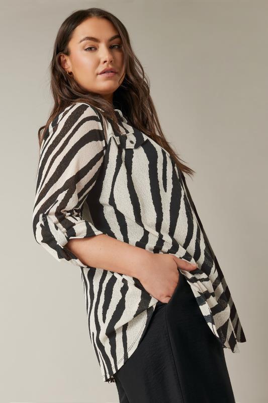 EVANS Plus Size Black & White Zebra Markings Tab Sleeve Blouse | Evans  5