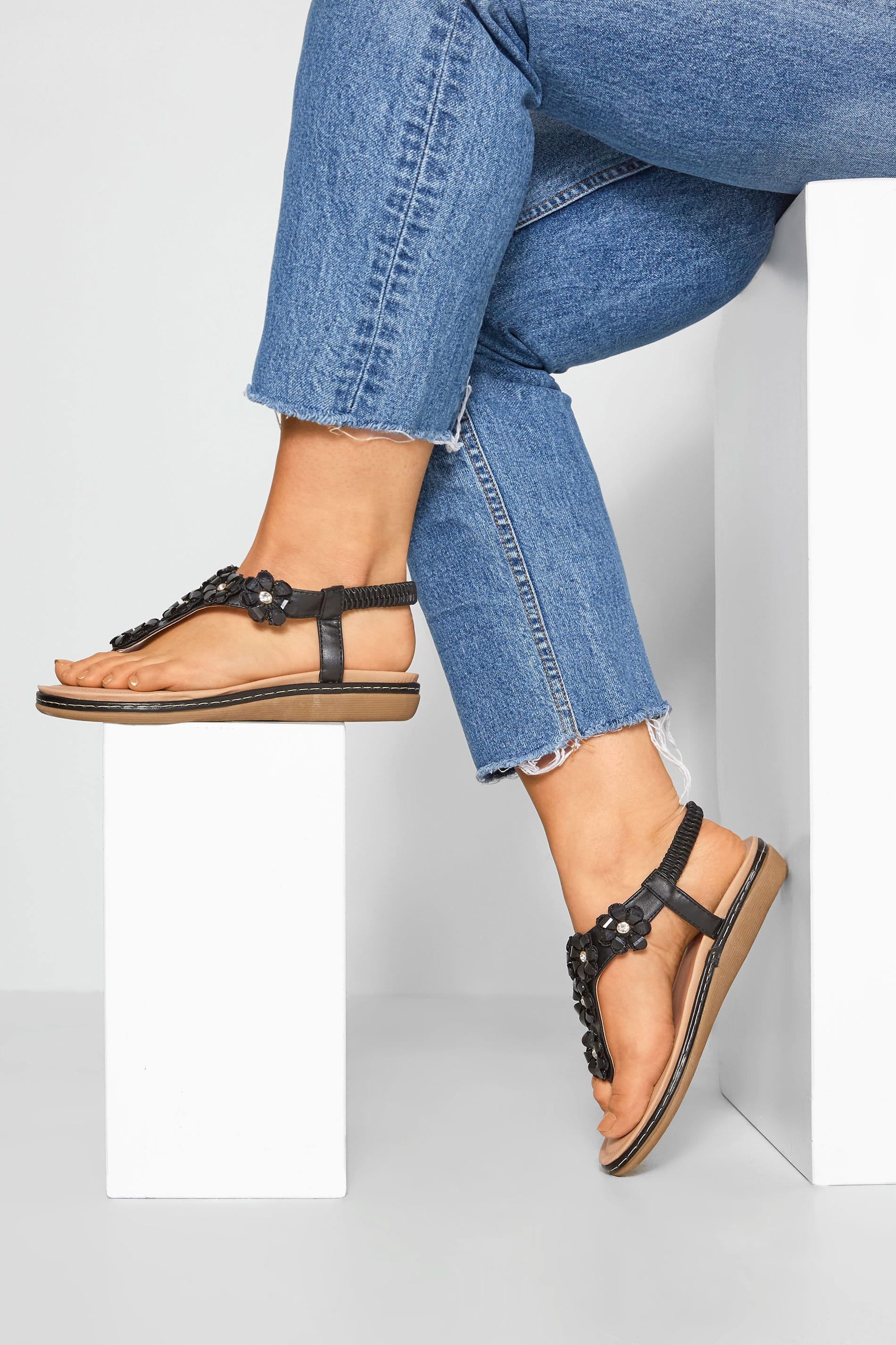 extra wide slip on sandals