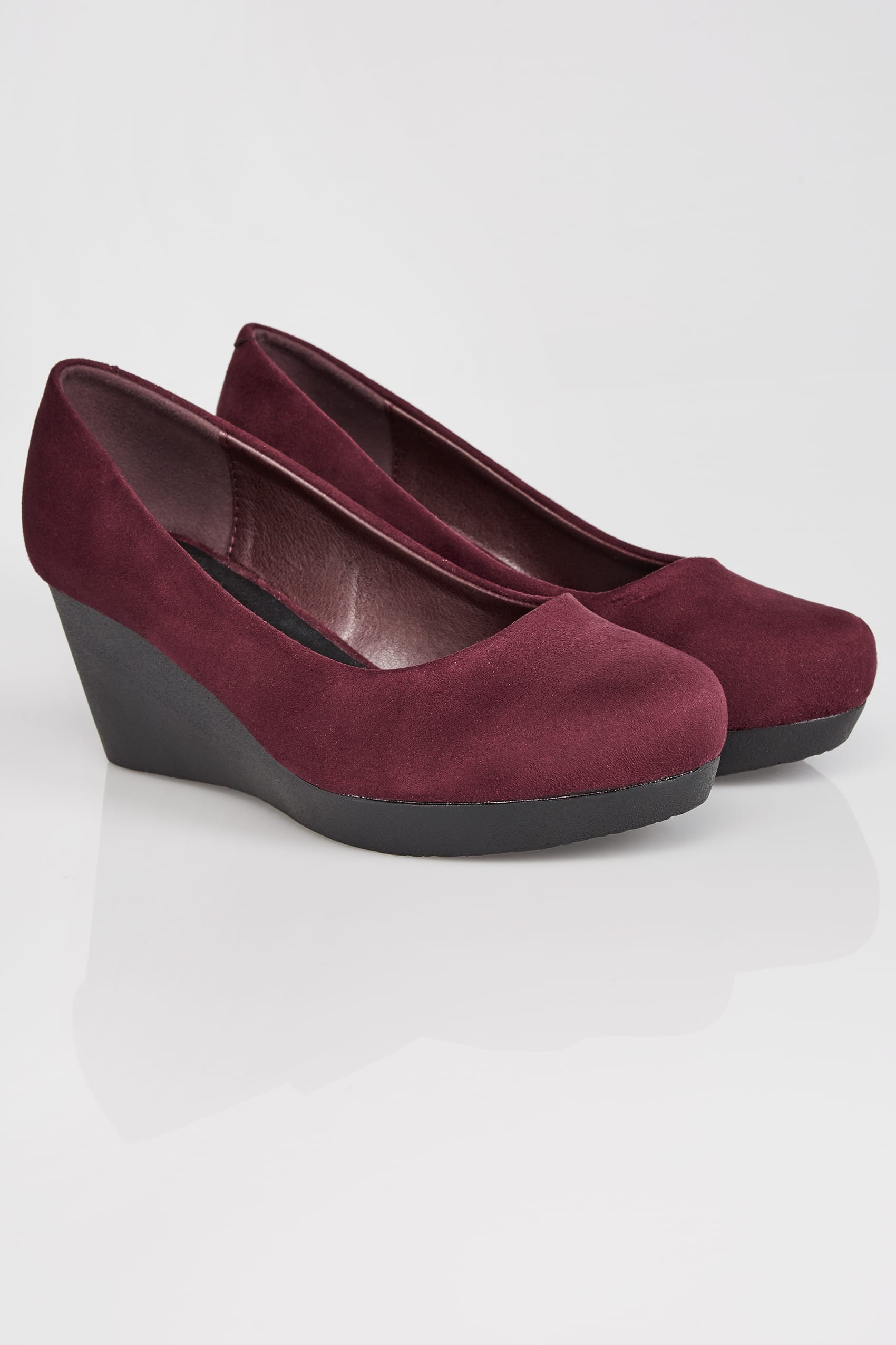 Burgundrote Wedges In Wildleder Optik Und Mit Weiter Passform Eee Fit