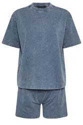 PixieGirl Petite CONJUNTO de camiseta y pantalones cortos en azul efecto lavado al ácido