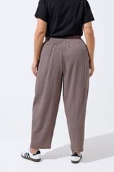 LIMITED COLLECTION Plus Size Pink Gingham Crinkle Wide Leg Trousers | Yours Clothing 2
