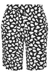 YOURS Plus Size Black Heart Print Shorts | Yours Clothing 5