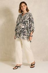 EVANS Plus Size Black Mono Palm Print Top | Evans 4