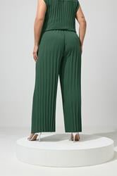 YOURS LONDON Plus Size Green Pleated Trousers | Yours Clothing 2
