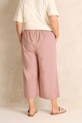 EVANS Plus Size Pink Linen Cropped Trousers | Evans 3