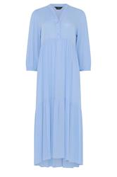 M&Co – Gestuftes Maxikleid in Blau mit halblanger Knopfleiste