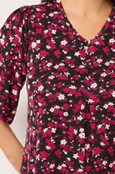 YOURS Plus Size Black Floral Pleated Front Top | Yours Clothing 4