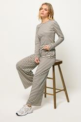 PixieGirl Petite Women's Set Cream Stripe T-Shirt & Wide Leg Trouser | PixieGirl  1