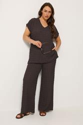 YOURS Plus Size Set Chocolate Brown Set Bubble Textured Top & Trousers | Yours Clothing 3