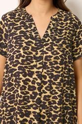 YOURS Plus Size Black Leopard Pleat Front Dress | Yours Clothing 4