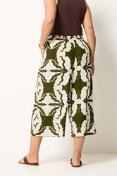 YOURS Plus Size White & Green Tile Print Wide Leg Culottes | Yours Clothing 2