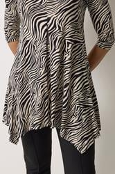 M&Co Black Zebra Print Hanky Hem Top | M&Co 4