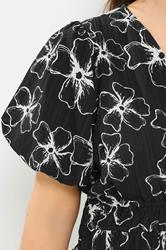 YOURS Plus Size Black Floral Print Puff Sleeve Blouse | Yours Clothing 4