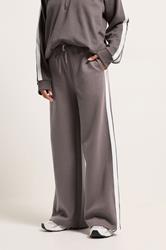 PixieGirl Petite Women's Set Purple Stripe Quarter Zip Sweatshirt & Wide Leg Joggers | PixieGirl 7