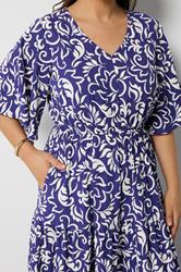 YOURS Plus Size Cobalt Blue Leaf Print Tiered Maxi Dress | Yours Clothing 4