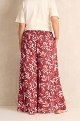 EVANS Plus Size Orange Leaf Print Shirred Waist Trousers | Evans 4