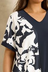 EVANS Plus Size Navy Blue Floral Jersey Top 4