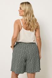 YOURS Plus Size Black Ditsy Floral Textured Shorts | Yours Clothing 2