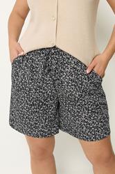 YOURS Plus Size Black Ditsy Floral Shorts | Yours Clothing 4