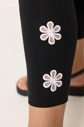 YOURS Plus Size Black Flower Detail Cropped Leggings | Yours Clothing 4